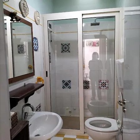 Le Stanze Del Vicolo מזרה דל ואלו